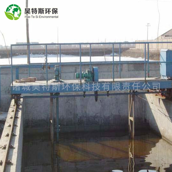 桁车式刮泥机